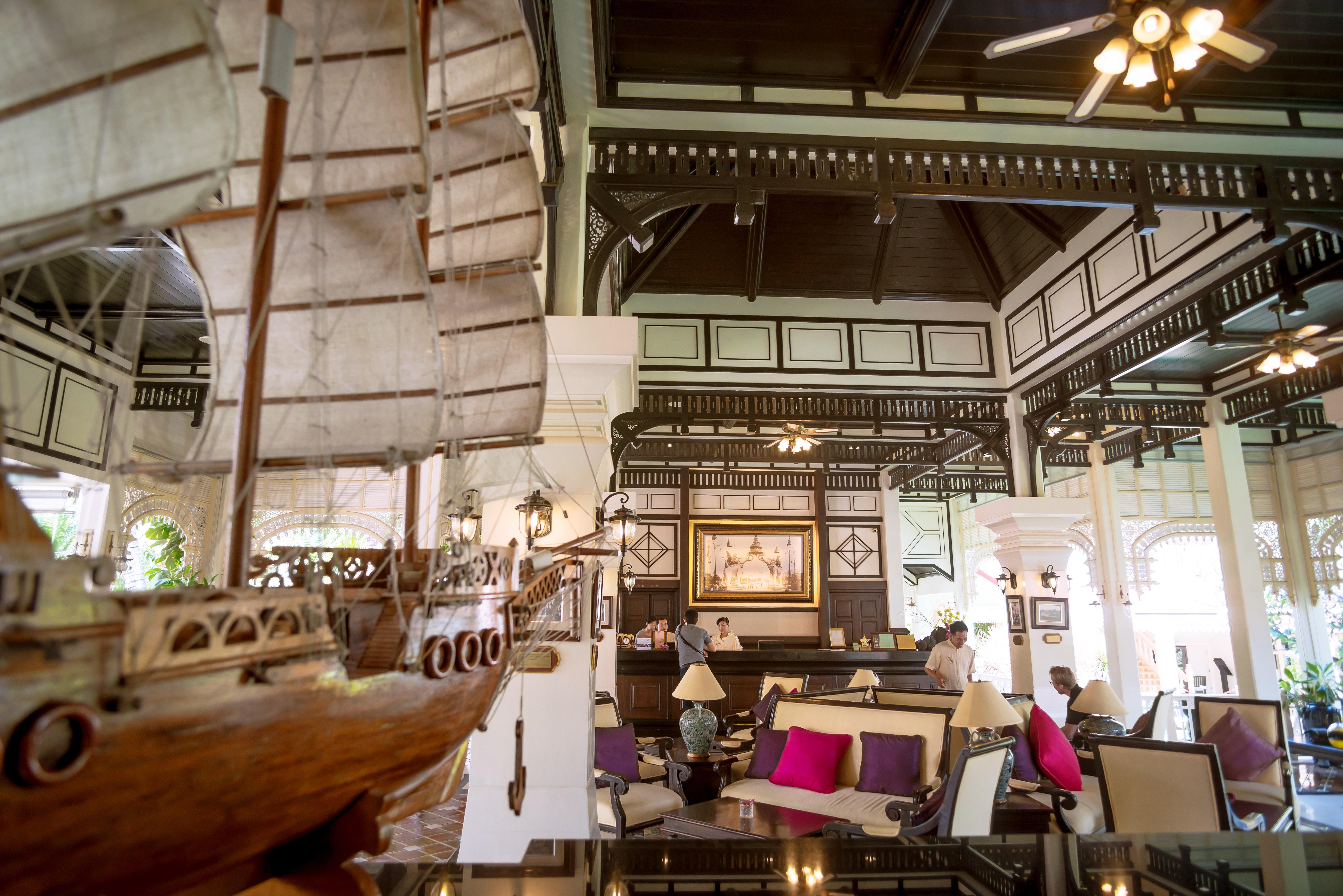 우라 부라 후아힌 리조트 앤 스파  후아 힌 외부 사진 Interior of the restaurant