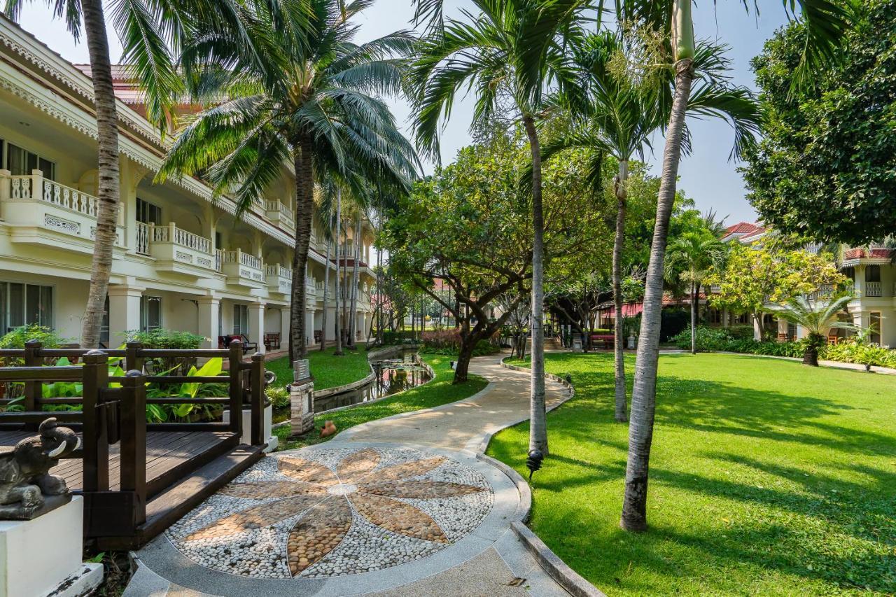 우라 부라 후아힌 리조트 앤 스파  후아 힌 외부 사진 The Royal Paradise Hotel and Spa